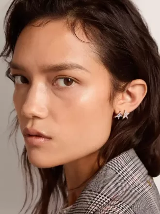 Pendientes de botón para mujer en color oro antiguo con cuentas decorativas