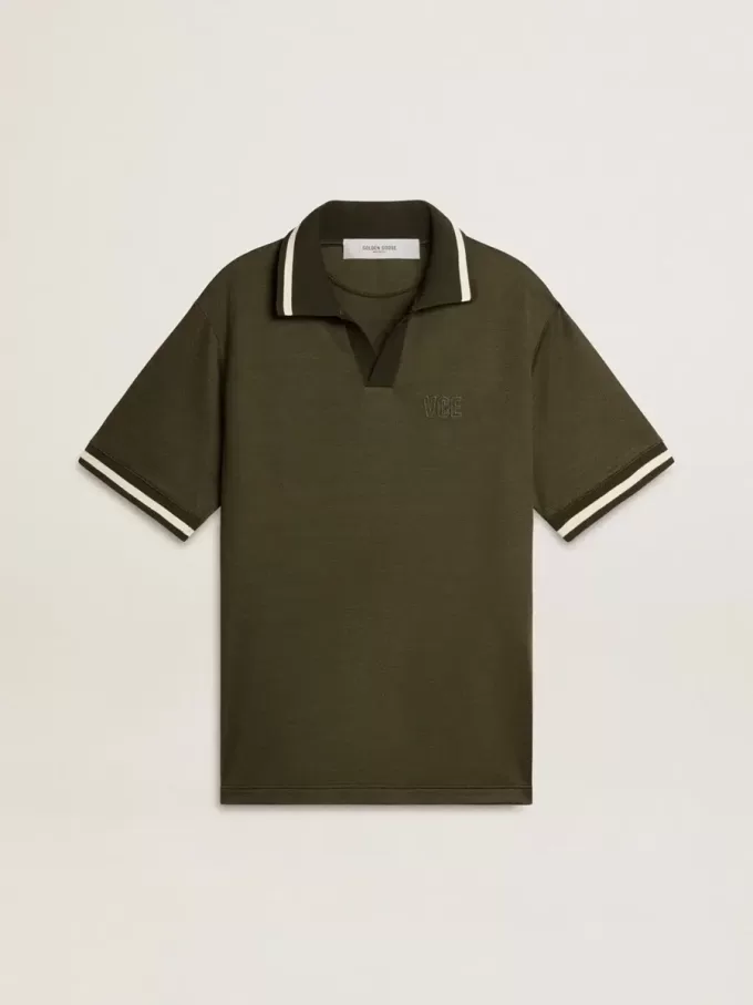 Polo de jersey verde militar para hombre con bordado