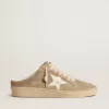Sabot Ball Star para mujer en ante beige con estrella de piel blanca