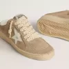 Sabot Ball Star para mujer en ante beige con estrella de piel blanca