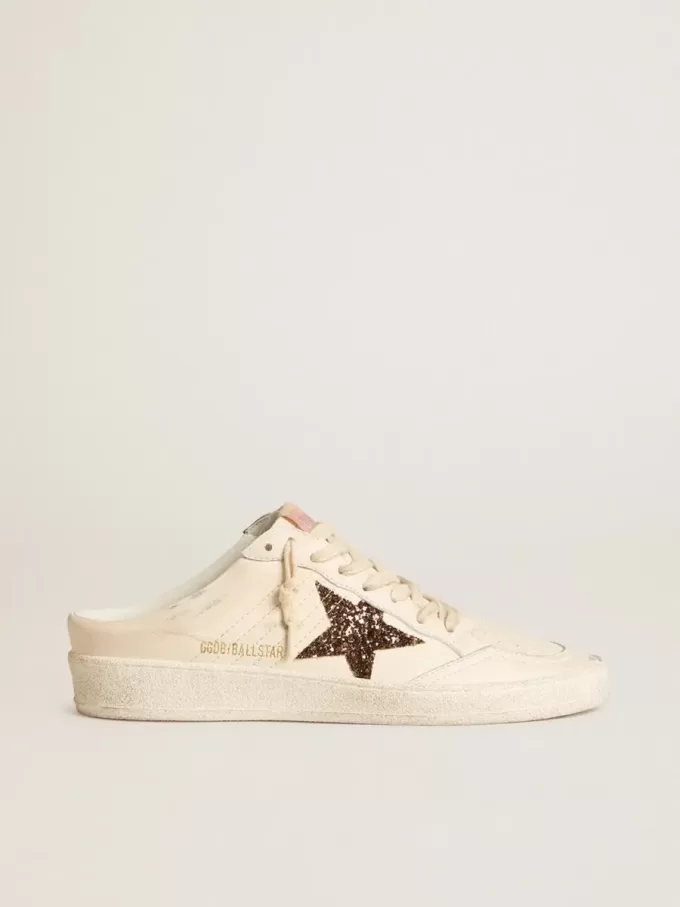 Sabots Ball Star en napa marfil con estrella brillante en bronce