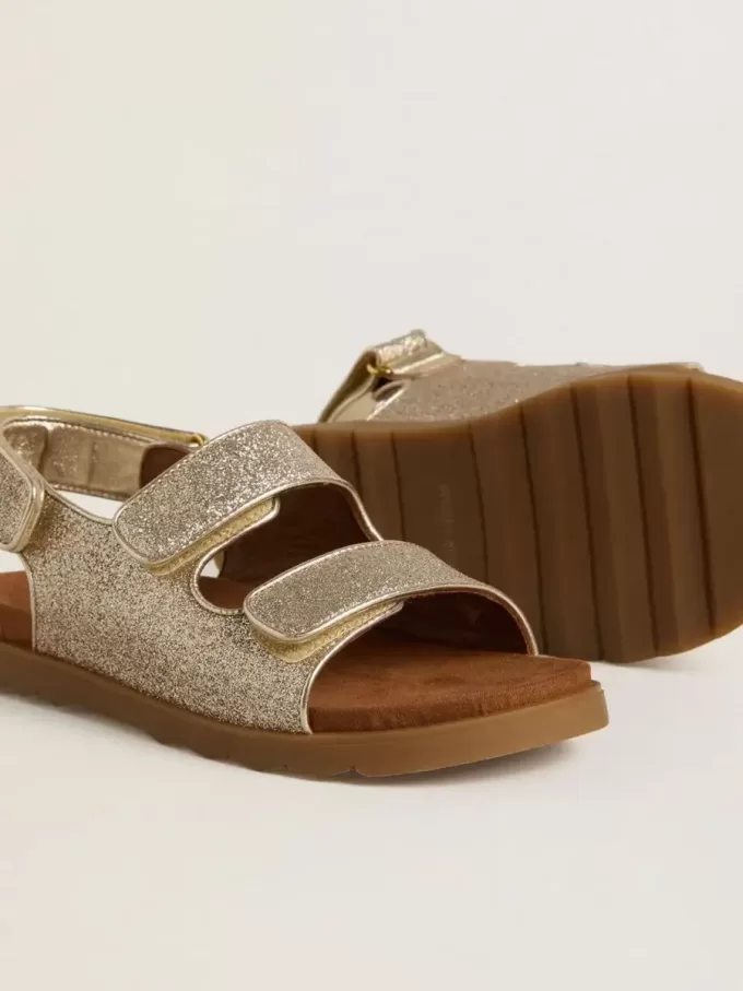 Sandalias Noa Young en microbrillo y piel platino