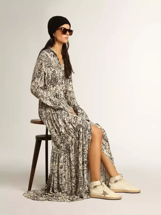 Sky-Star para mujer en piel napa blanca con estrella de ante gris paloma