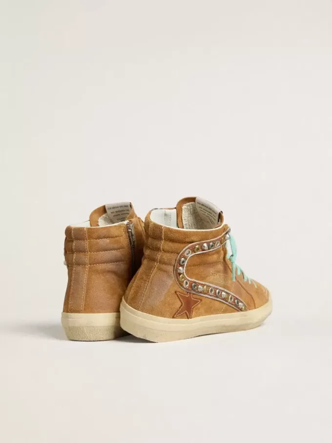 Slide para mujer en ante color ocre con estrella de cuero color tabaco