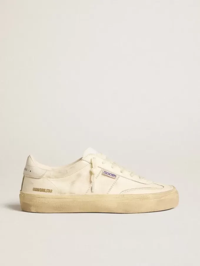 Soul Star en piel napa blanca con estrella de piel blanca
