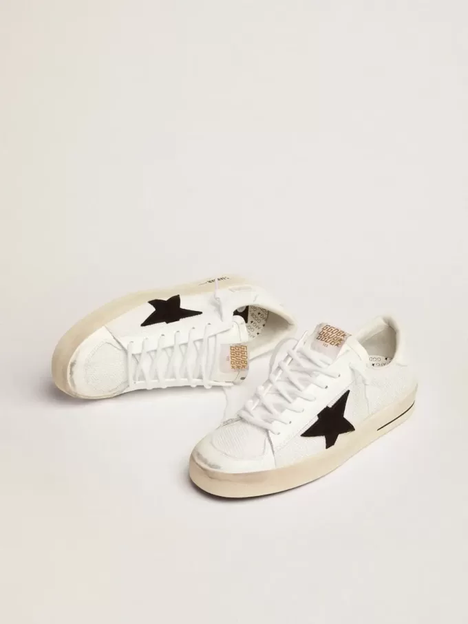 Stardan con inserciones de cuero blanco y malla y estrella de ante negro Stardan con inserciones de cuero blanco y malla y estrella de ante negro