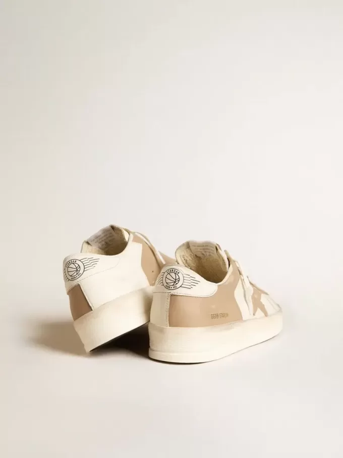 Stardan para hombre en piel blanca y beige con estrella beige y lengüeta trasera blanca