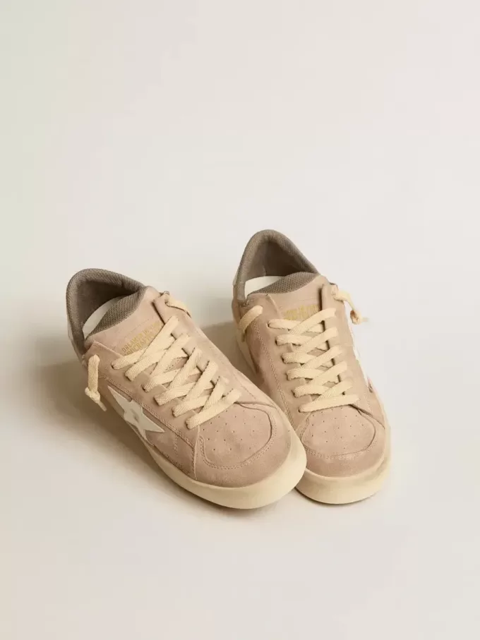 Stardan para mujer en ante rosa viejo con estrella y lengüeta en el talón de cuero blanco