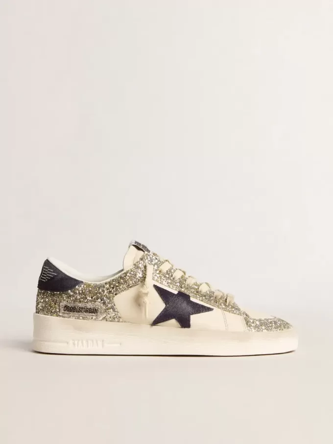 Stardan para mujer en brillo platino con estrella y lengüeta del talón en ante azul oscuro