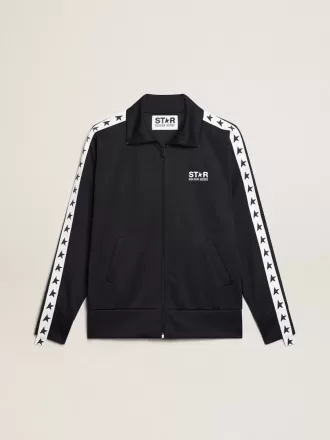 Sudadera azul oscuro con franja blanca y estrellas azules en contraste