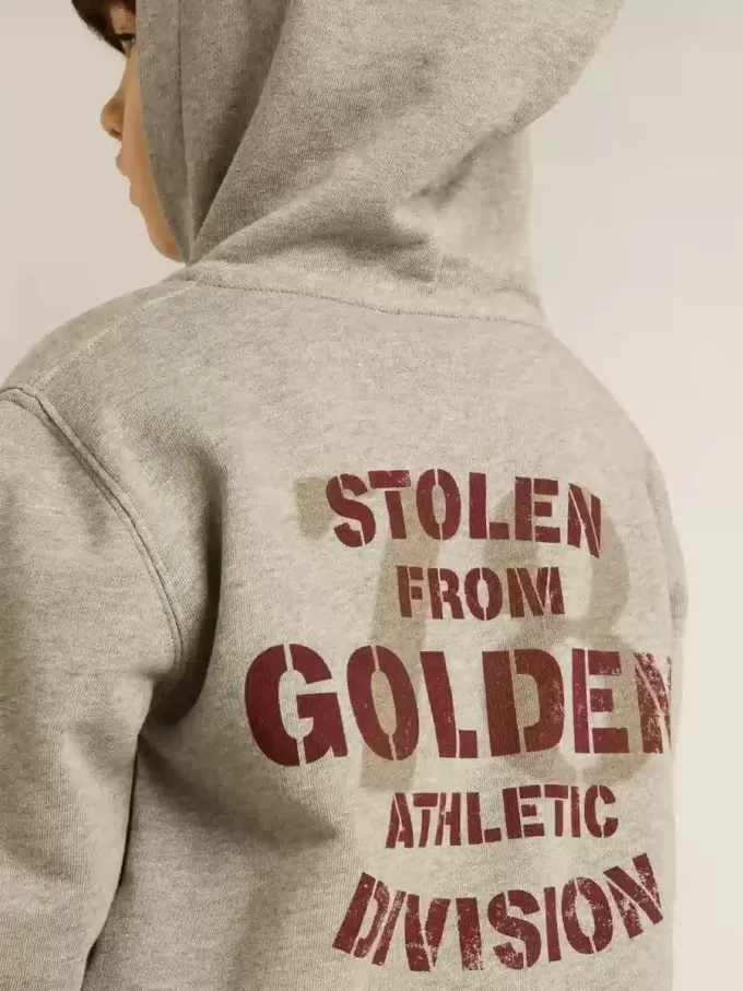 Sudadera con capucha gris jaspeado con estampado en la espalda