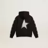 Sudadera con capucha para niño en color negro con estrellas plateadas en contraste Sudadera con capucha para niño en color negro con estrellas plateadas en contraste