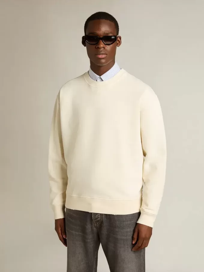 Sudadera en blanco envejecido con logotipo invertido en la espalda – Jersey Capsule Sudadera en blanco envejecido con logotipo invertido en la espalda – Jersey Capsule