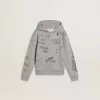 Sudadera gris para niños con letras estampadas multicolores Sudadera gris para niños con letras estampadas multicolores