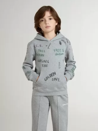 Sudadera gris para niños con letras estampadas multicolores