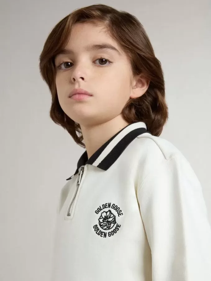 Sudadera polo infantil de algodón blanco con bordado en el pecho y estampado en la espalda