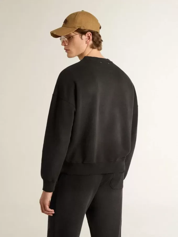 Sudadera unisex de algodón negro desgastado con logotipo bordado