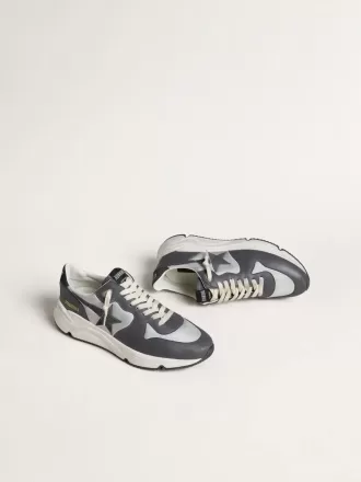 Suela de running para hombre en nailon gris y piel napa negra con estrella de ante negro.