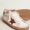 Super-Star en ante blanco con estrella y lengüeta del talón en piel burdeos