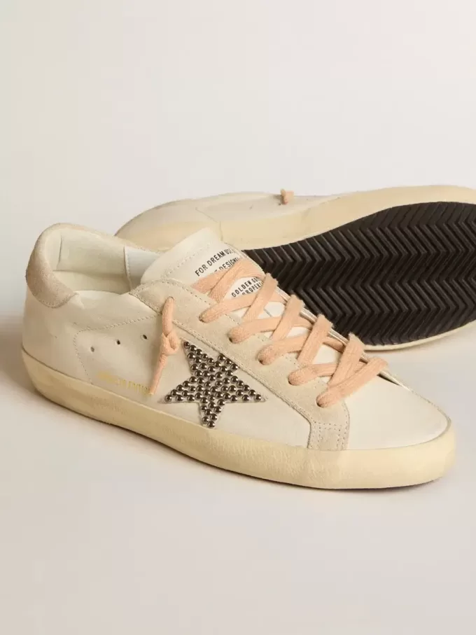 Super-Star LTD en piel con estrella de ante beige con tachuelas Swarovski Super-Star LTD en piel con estrella de ante beige con tachuelas Swarovski