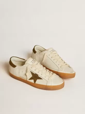 Super-Star LTD para hombre con estrella y lengüeta en el talón de nubuck verde militar