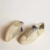 Super-Star LTD para hombre en nubuck con estrella de cuero blanco y lengüeta azul en el talón Super-Star LTD para hombre en nubuck con estrella de cuero blanco y lengüeta azul en el talón
