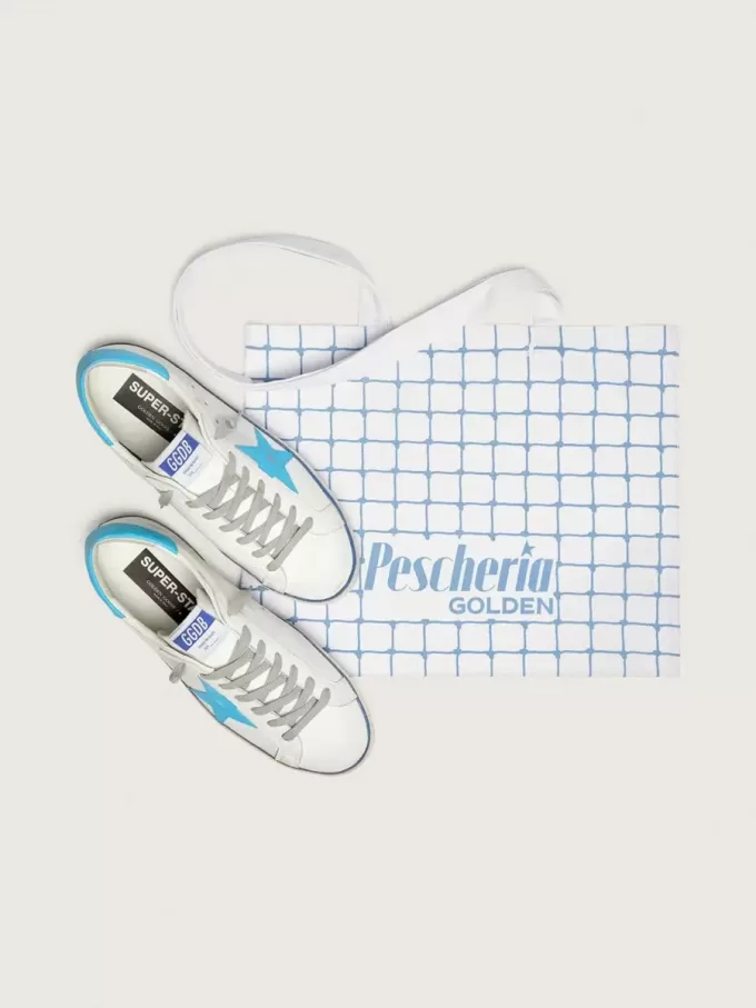 Super-Star LTD para hombre en piel blanca con estrella y lengüeta del talón en piel azul claro