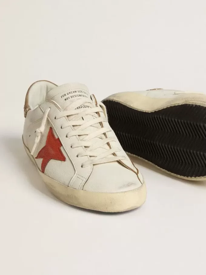 Super-Star LTD para hombre en piel napa con estrella de piel naranja y lengüeta del talón en ante tabaco