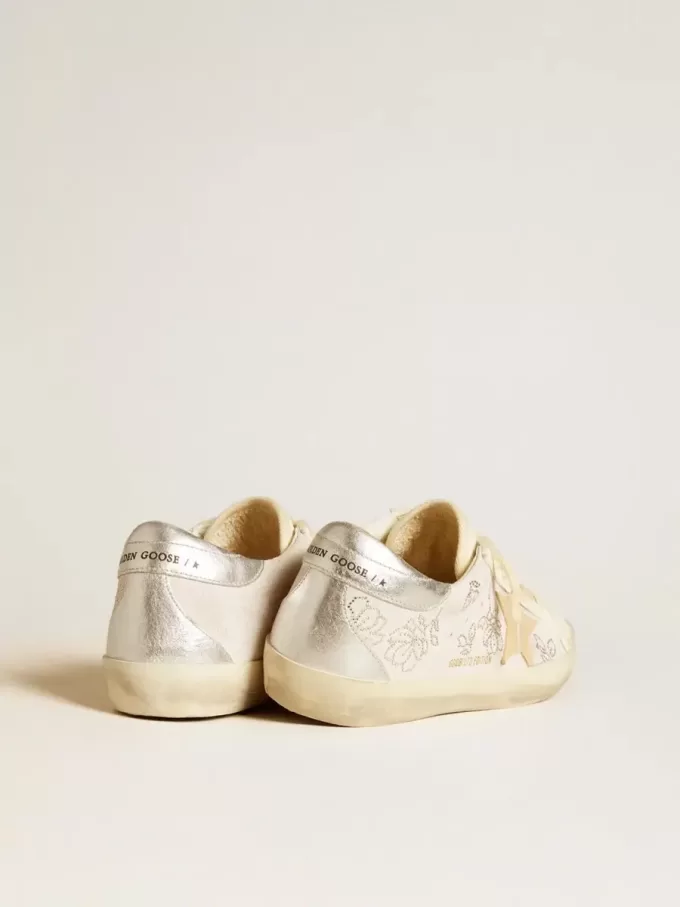 Super-Star LTD para mujer con cristales Swarovski y estrella de cuero gris humo. Super-Star LTD para mujer con cristales Swarovski y estrella de cuero gris humo.