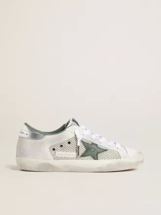 Super-Star LTD para mujer en ante blanco y malla con estrella de piel verde y lengüeta del talón de piel plateada metalizada Super-Star LTD para mujer en ante blanco y malla con estrella de piel verde y lengüeta del talón de piel plateada metalizada