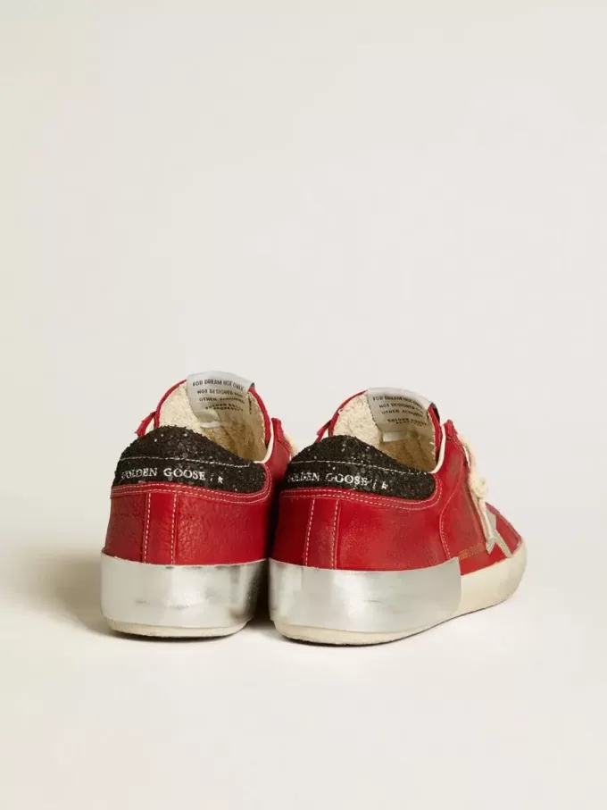 Super-Star LTD para mujer en nubuck rojo con estrella de cuero y lengüeta brillante en el talón