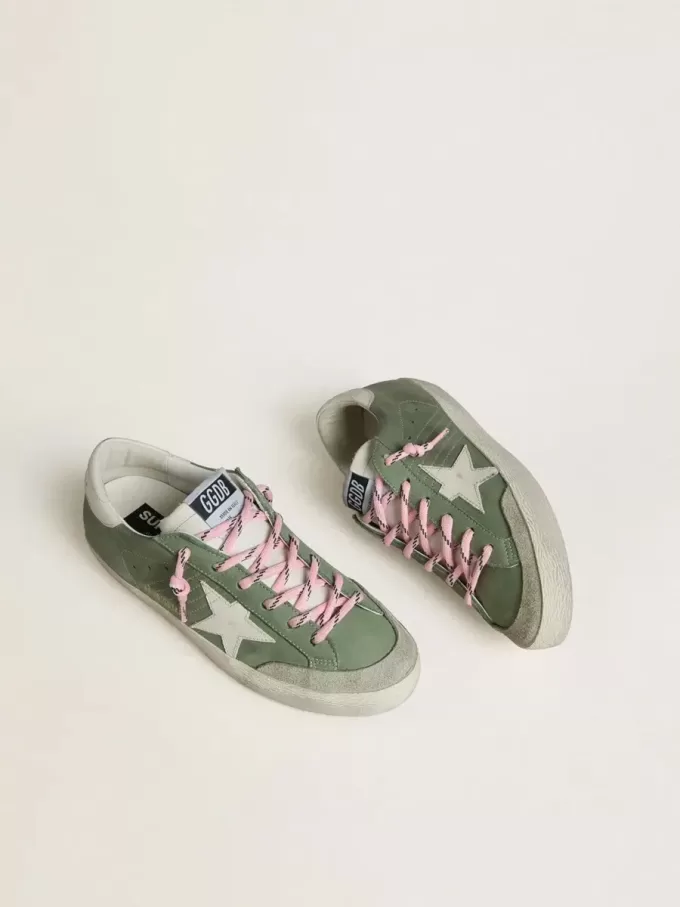 Super-Star LTD para mujer en nubuck verde con estrella y lengüeta en el talón de cuero blanco Super-Star LTD para mujer en nubuck verde con estrella y lengüeta en el talón de cuero blanco