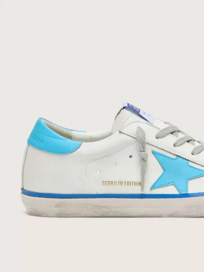 Super-Star LTD para mujer en piel blanca con estrella y lengüeta del talón en piel azul claro