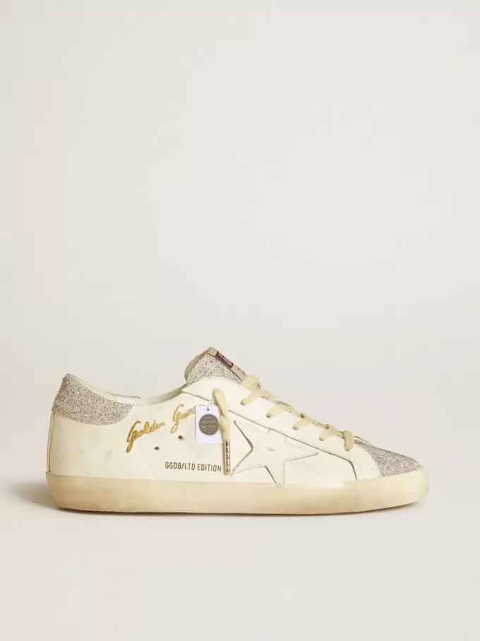 Super-Star LTD para mujer en piel blanca con inserciones de microcristales Swarovski. Super-Star LTD para mujer en piel blanca con inserciones de microcristales Swarovski.