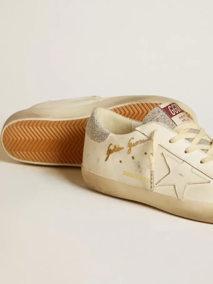 Super-Star LTD para mujer en piel blanca con inserciones de microcristales Swarovski. Super-Star LTD para mujer en piel blanca con inserciones de microcristales Swarovski.