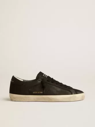 Super-Star para hombre en nubuck negro con estrella perforada y lengüeta del talón en nubuck negro Super-Star para hombre en nubuck negro con estrella perforada y lengüeta del talón en nubuck negro