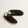 Super-Star para hombre en nubuck negro con estrella perforada y lengüeta del talón en nubuck negro