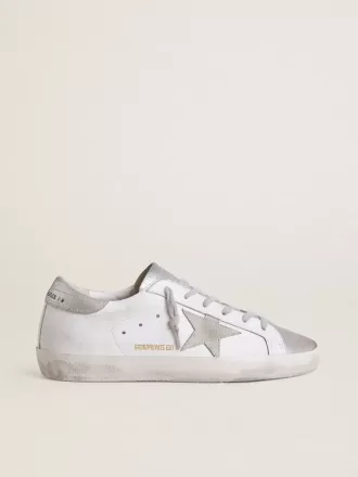 Super-Star para mujer con estrella de ante gris e inserciones plateadas brillantes