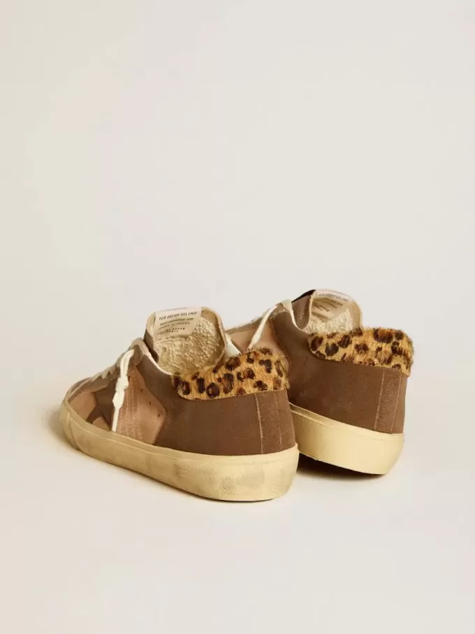 Super-Star para mujer en ante con estrella de piel y lengüeta del talón en piel de potro Super-Star para mujer en ante con estrella de piel y lengüeta del talón en piel de potro