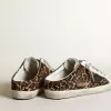 Super-Star Sabot para mujer en piel de potro con estampado de leopardo y estrella negra Super-Star Sabot para mujer en piel de potro con estampado de leopardo y estrella negra
