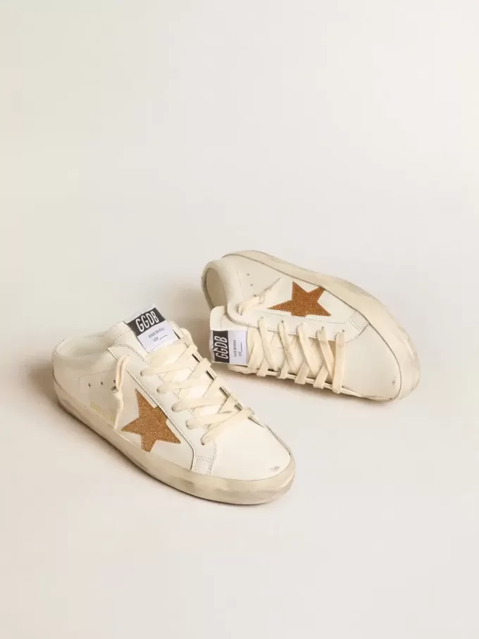 Super-Star Sabots en piel con estrella dorada plastificada brillante