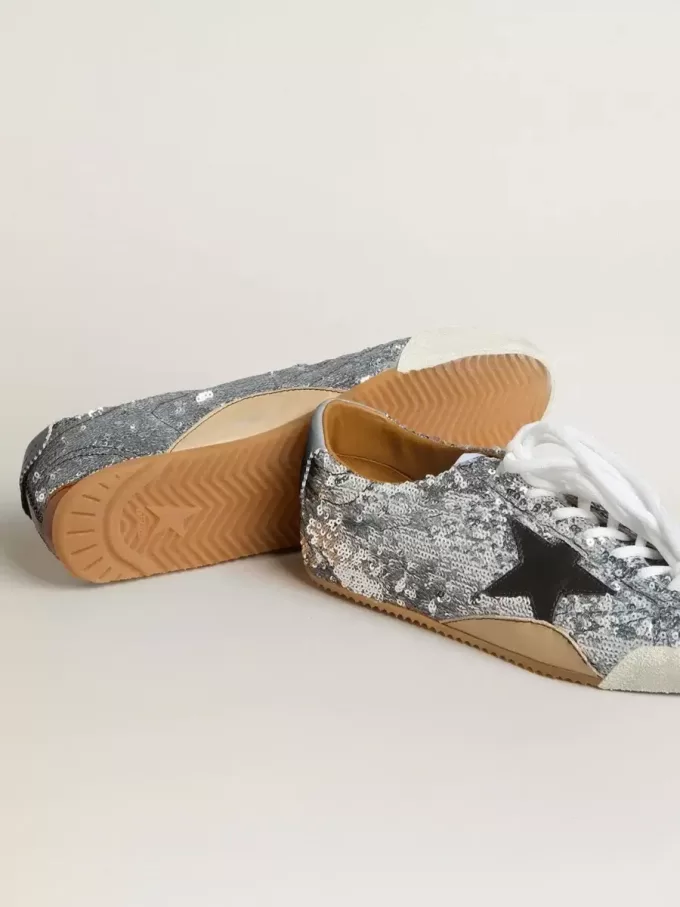 True-Star para mujer con lentejuelas plateadas, estrella negra y lengüeta de cuero plateado en el talón