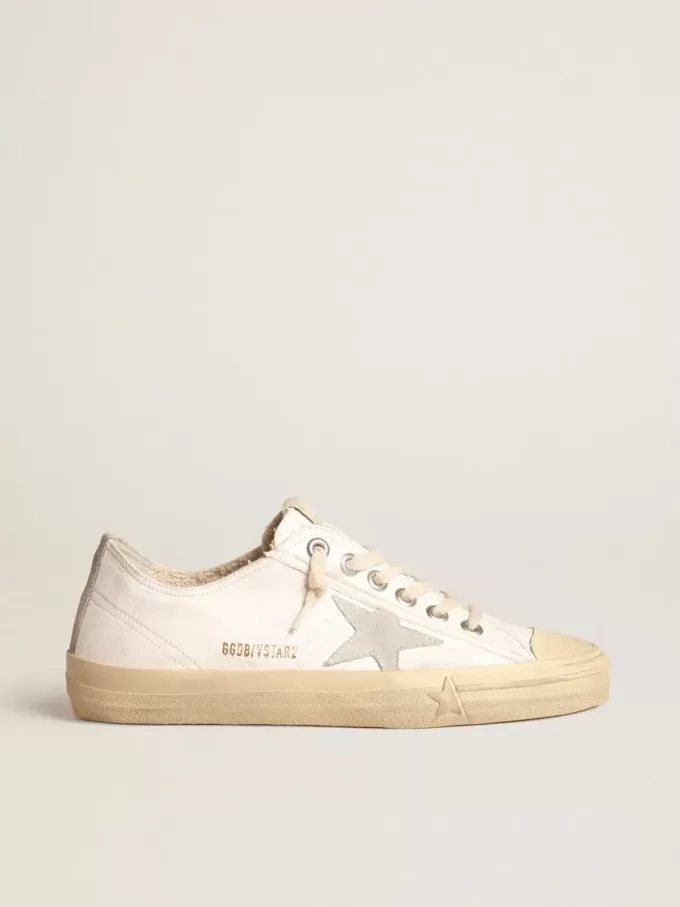 V-Star en piel napa con estrella y lengüeta en el talón en ante gris hielo