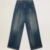 Vaqueros de pierna ancha y lavado medio para mujer CNY Vaqueros de pierna ancha y lavado medio para mujer CNY
