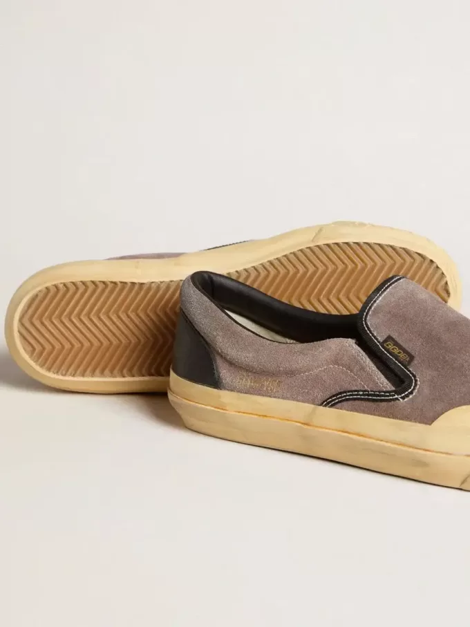 VCE Penstar para hombre en ante gris paloma con lengüeta del talón en cuero negro VCE Penstar para hombre en ante gris paloma con lengüeta del talón en cuero negro