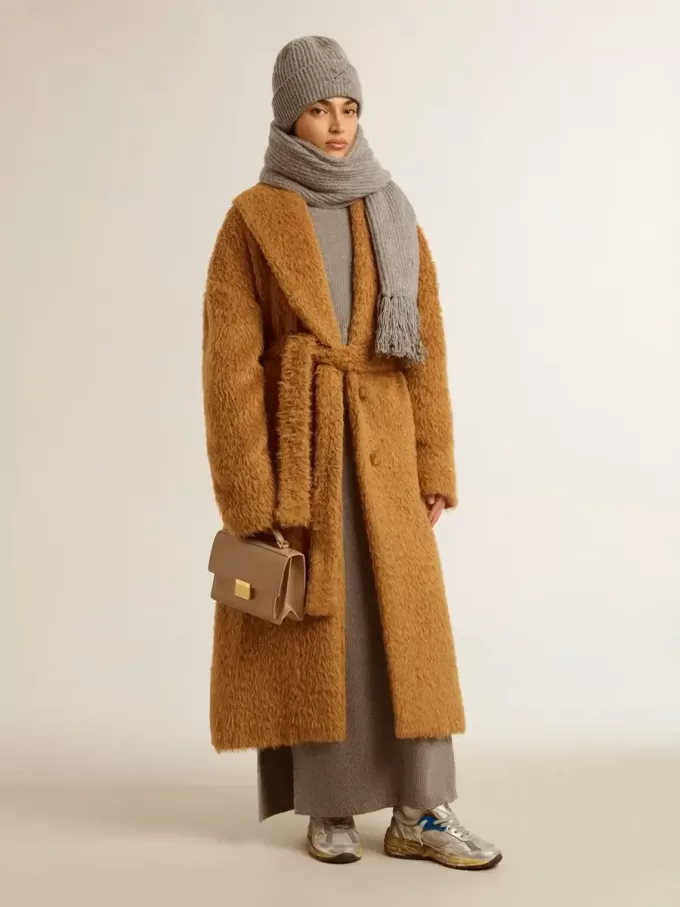 Vestido de lana acanalado gris jaspeado con cuello alto Vestido de lana acanalado gris jaspeado con cuello alto