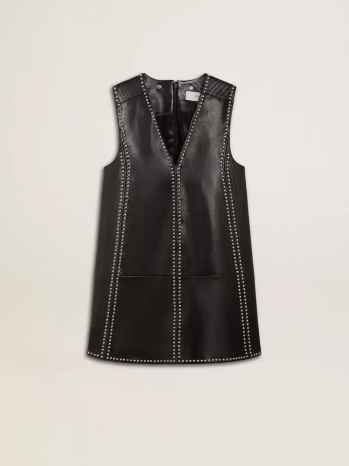 Vestido de mujer de piel napa negra con tachuelas