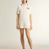 Vestido polo Oasis para mujer en jersey perforado blanco con rayas burdeos Vestido polo Oasis para mujer en jersey perforado blanco con rayas burdeos