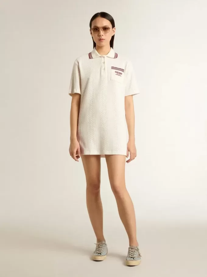 Vestido polo Oasis para mujer en jersey perforado blanco con rayas burdeos Vestido polo Oasis para mujer en jersey perforado blanco con rayas burdeos