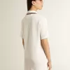 Vestido polo Oasis para mujer en jersey perforado blanco con rayas burdeos Vestido polo Oasis para mujer en jersey perforado blanco con rayas burdeos